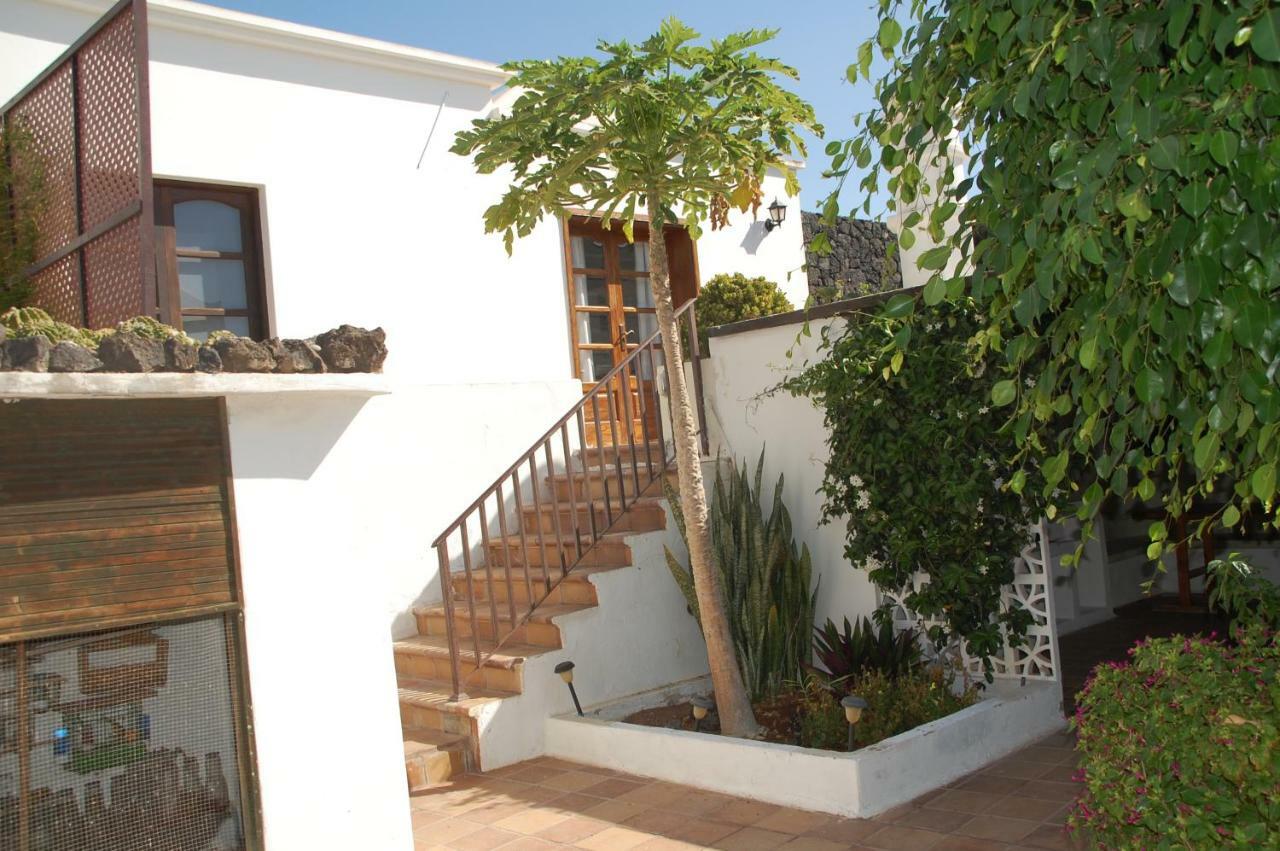 Villa Jupe Tías Buitenkant foto