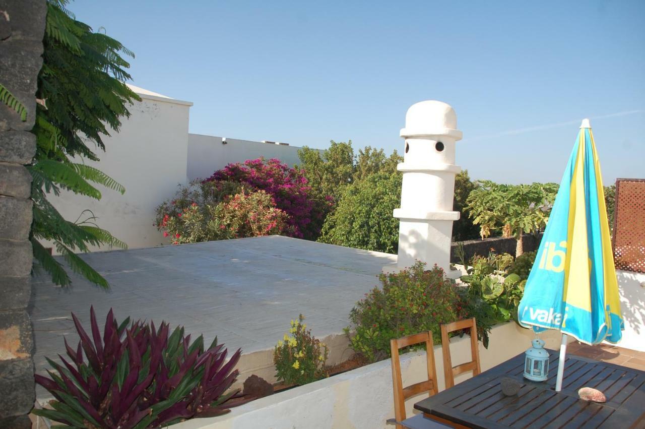 Villa Jupe Tías Buitenkant foto