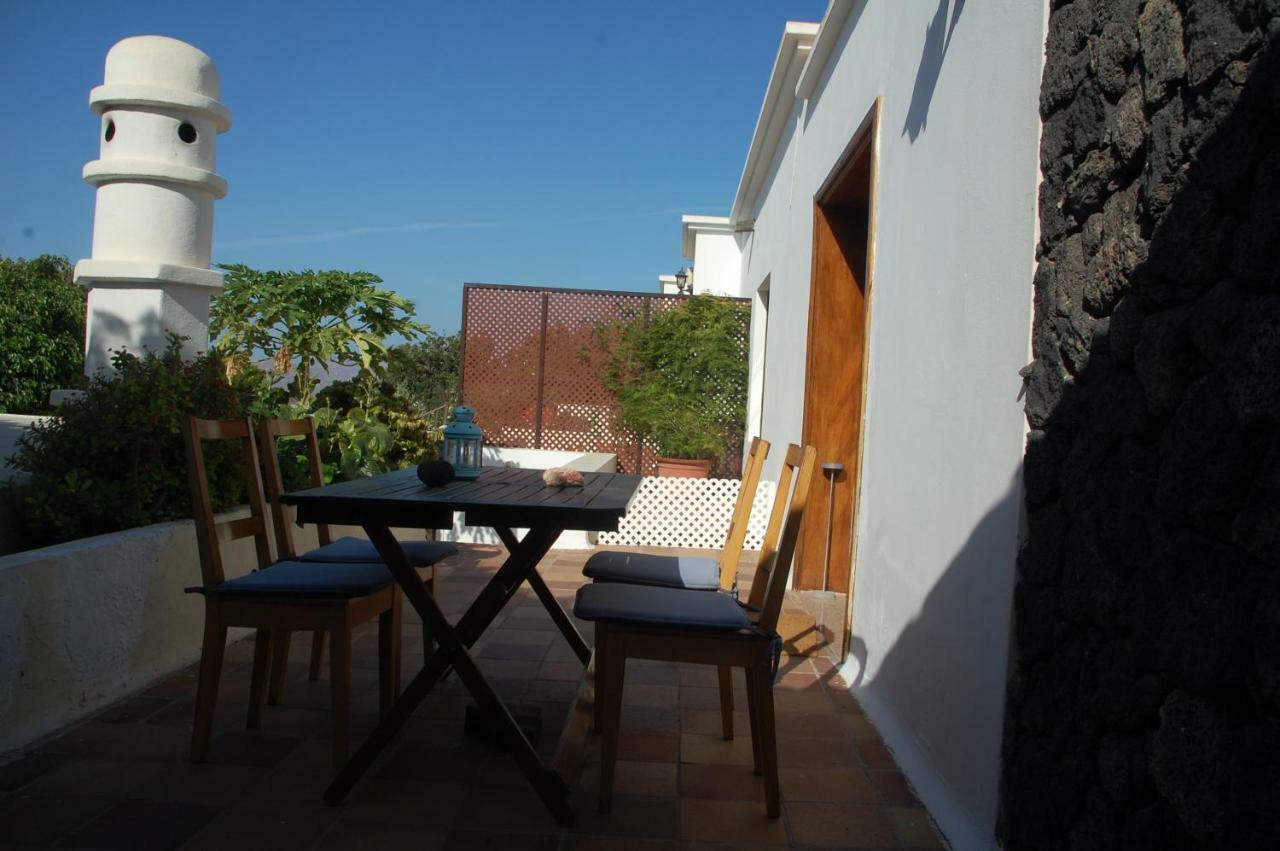 Villa Jupe Tías Buitenkant foto