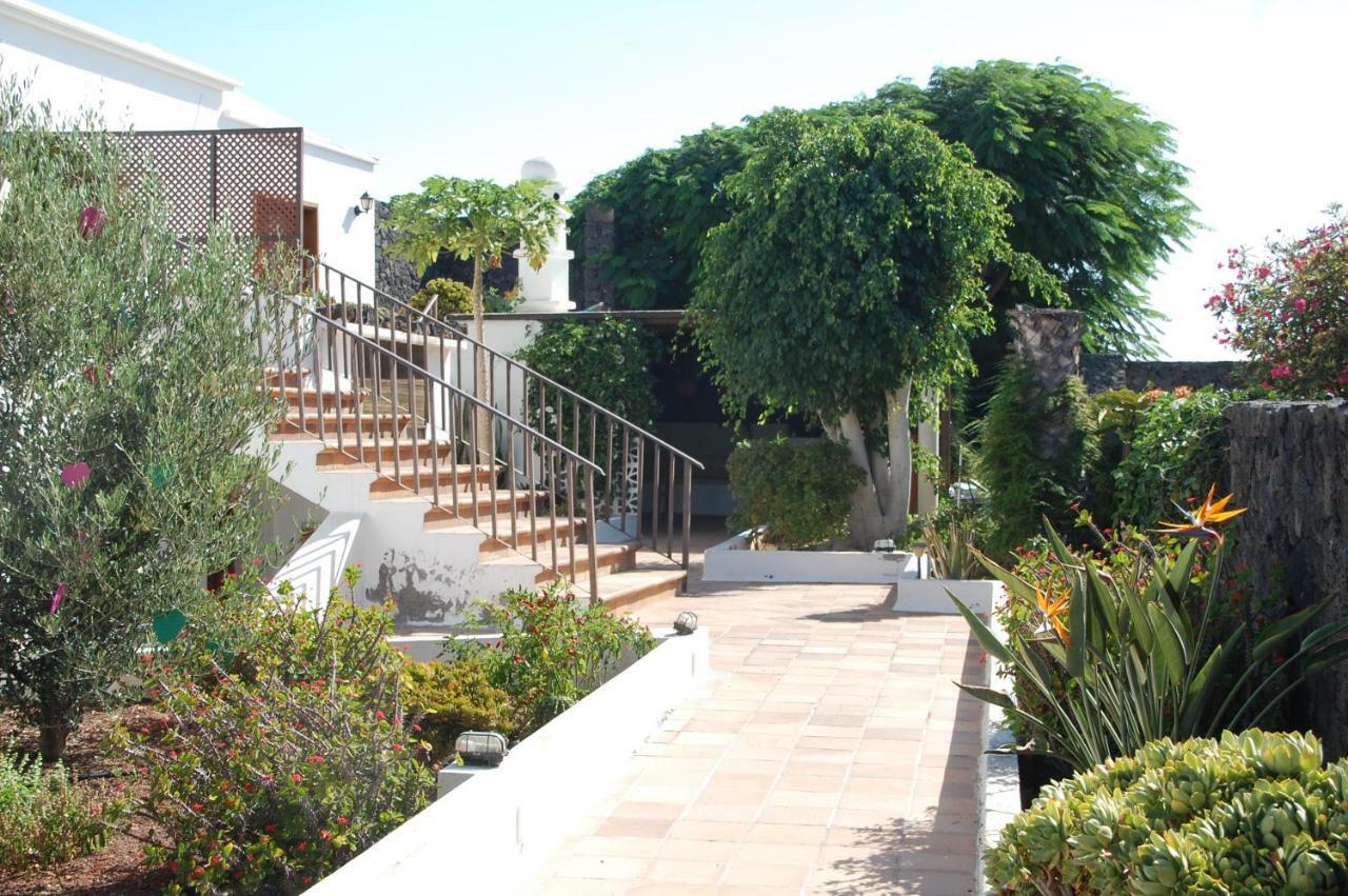 Villa Jupe Tías Buitenkant foto