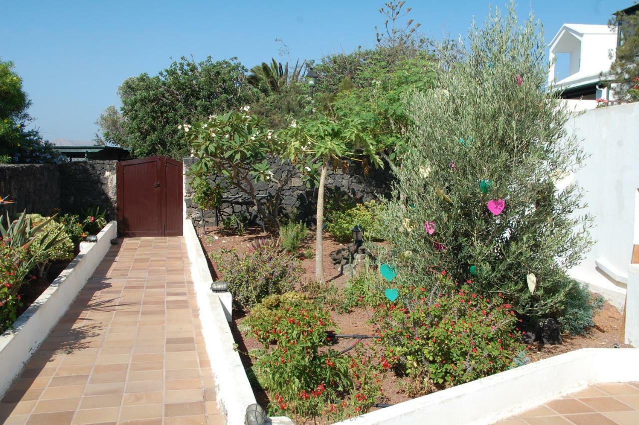 Villa Jupe Tías Buitenkant foto